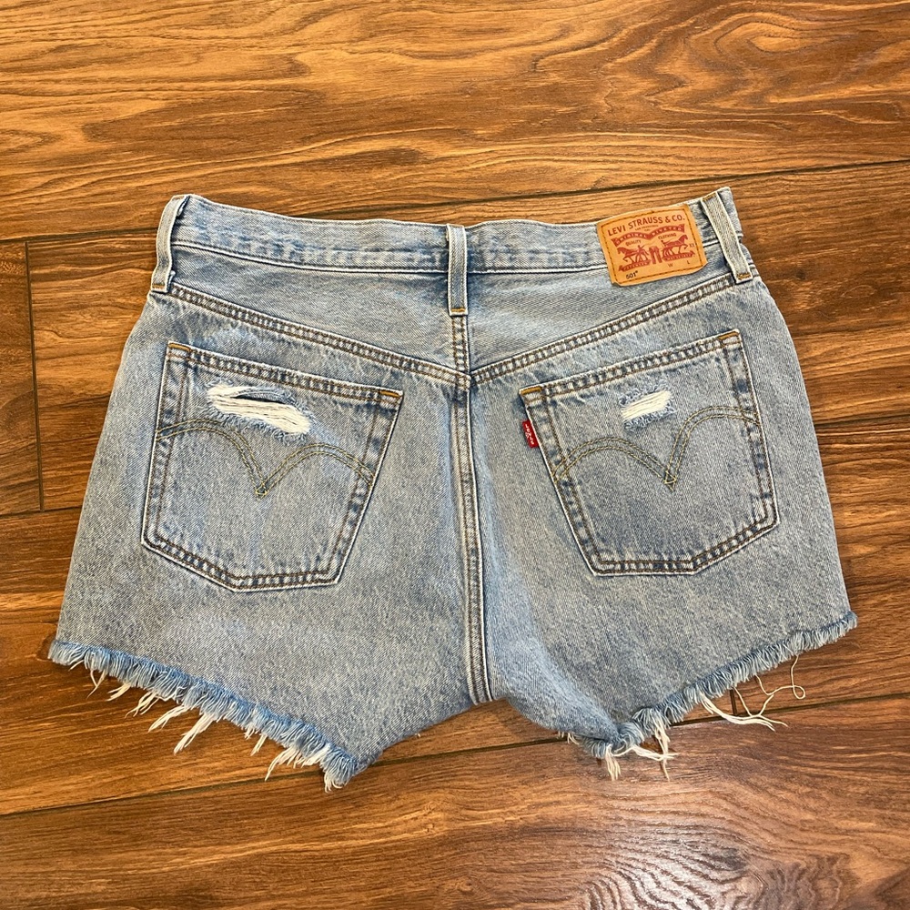 NWOT Levi’s 501 shorts